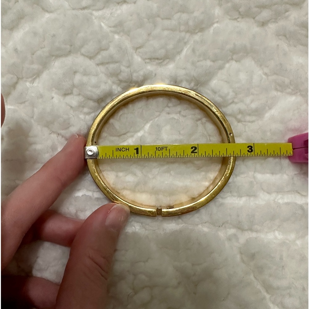 EUC Henri Bendel Bangle - Picture 3 of 3